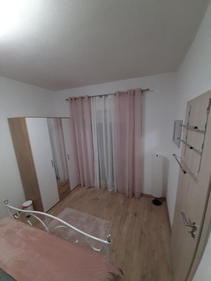 Ferienhaus Karlo Pridraga 外观 照片