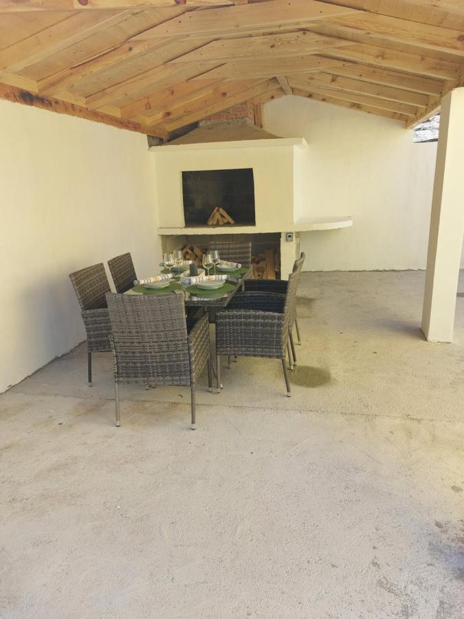 Ferienhaus Karlo Pridraga 外观 照片